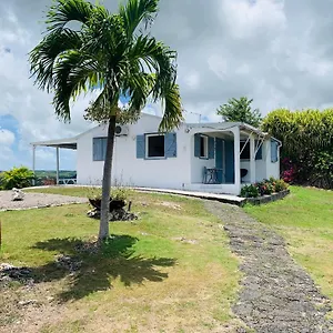 https://maison-canne-a-sucre.comcaribbean.com