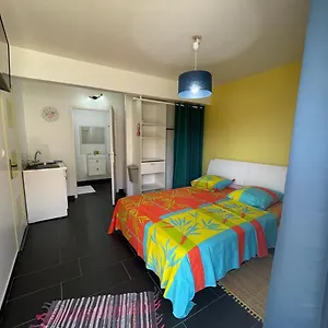 https://chambre-cosy.comcaribbean.com